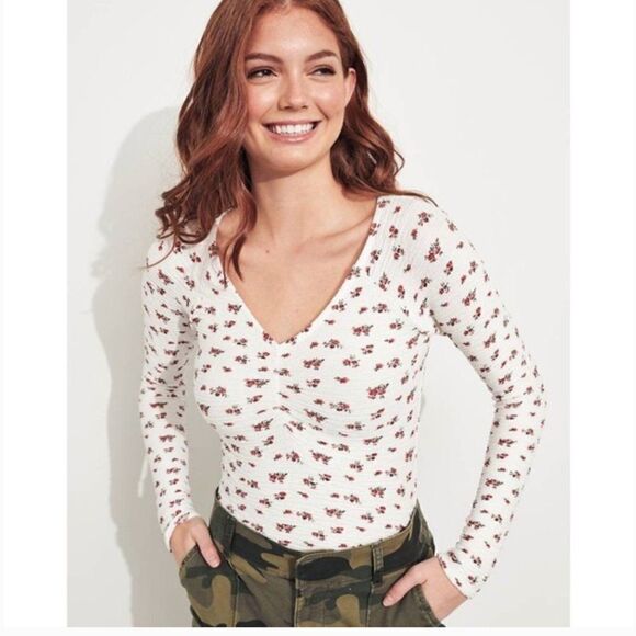 Hollister White Floral Long Sleeve Tee - Picture 1 of 15